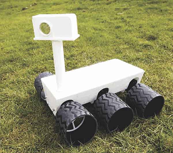 Remote controllable Mars Rover Replica