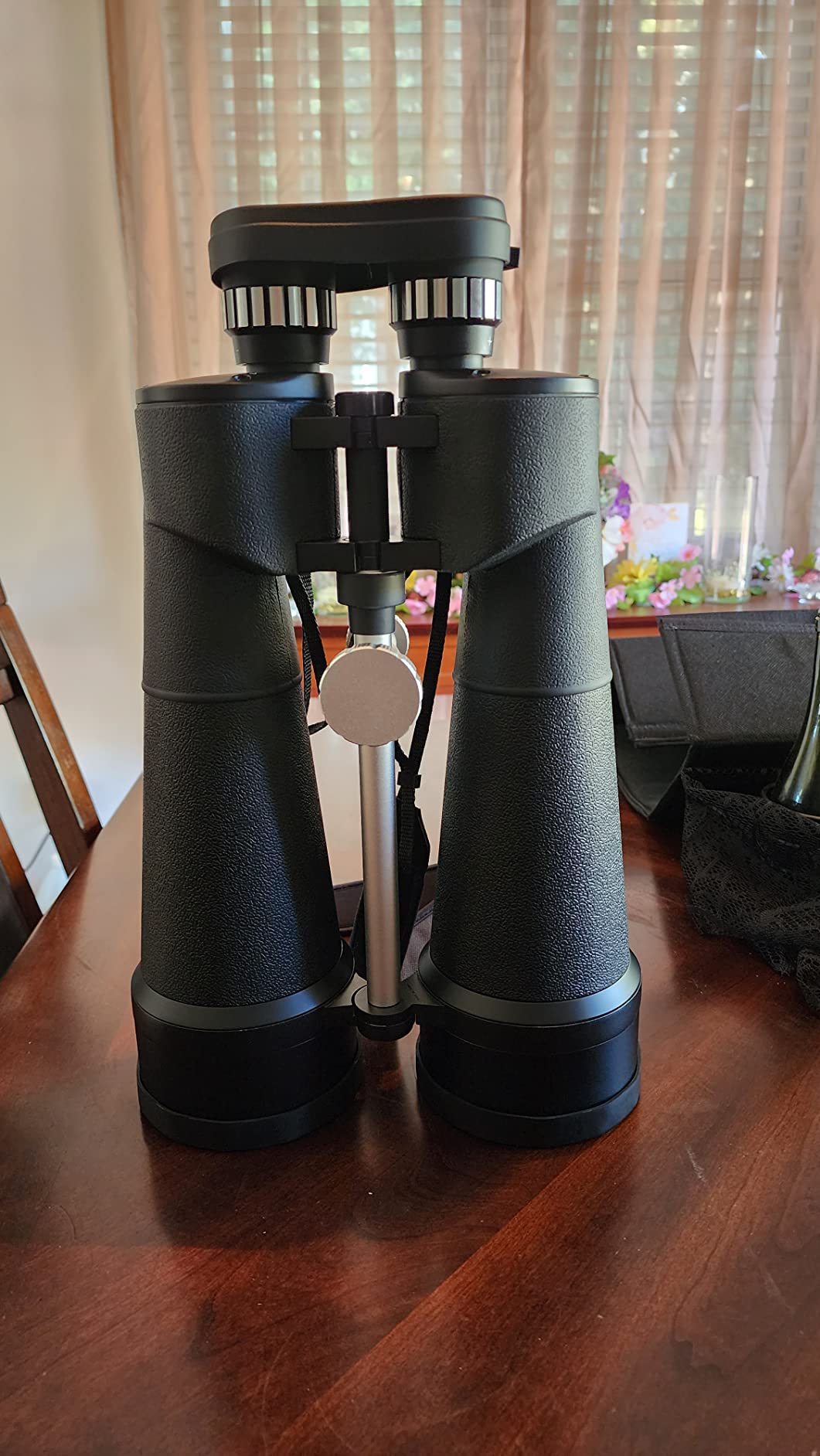 Celestron SkyMaster 25x100 Giant Astronomy Binoculars for Deep Sky Views customer photo 1