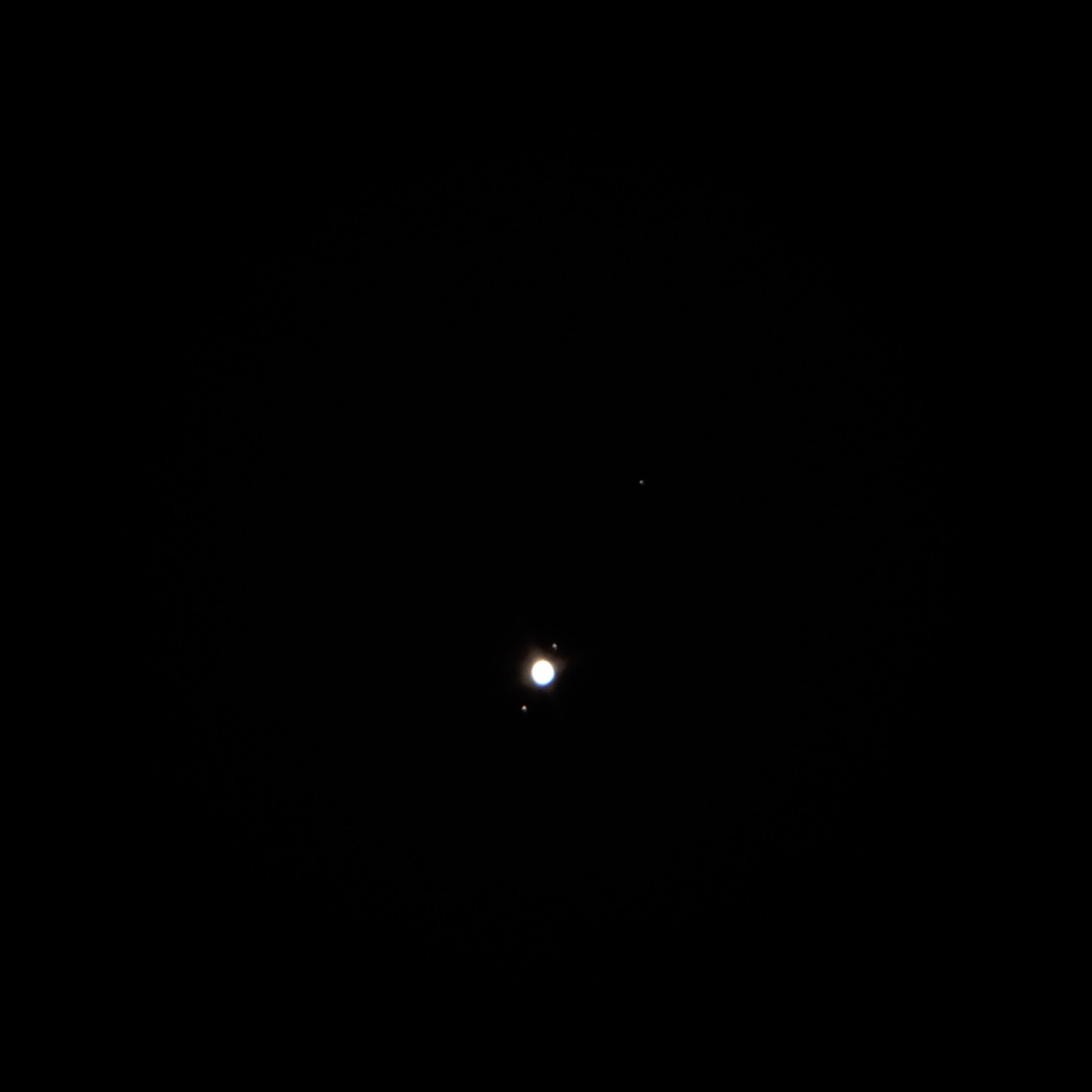 Celestron AstroMaster 130EQ Telescope for Deep-Sky Beginners customer photo 1
