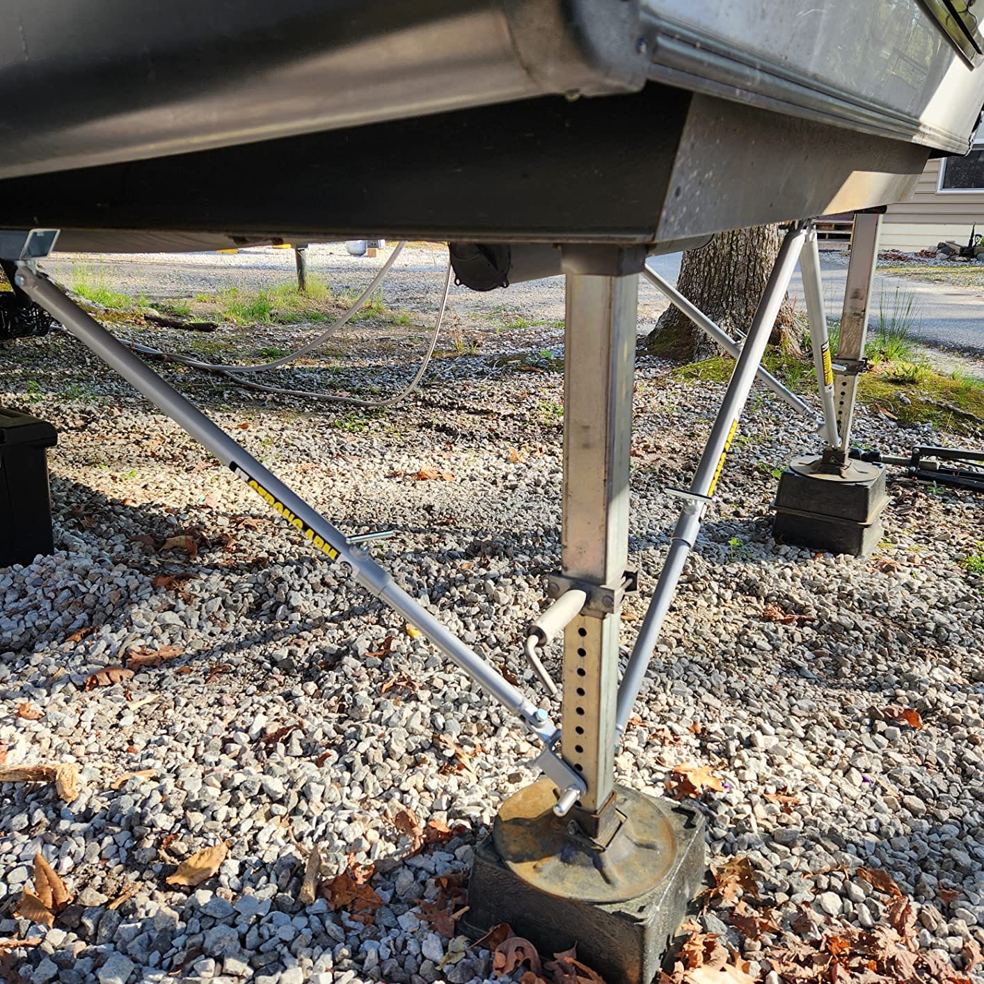 JT's Strong Arm Fifth-Wheel Jack Stabilizer Kit, Bolt-On Installation, Universal Compatibility, Telescoping Tubes, Eliminates Chassis Movement - 191023 customer photo 2