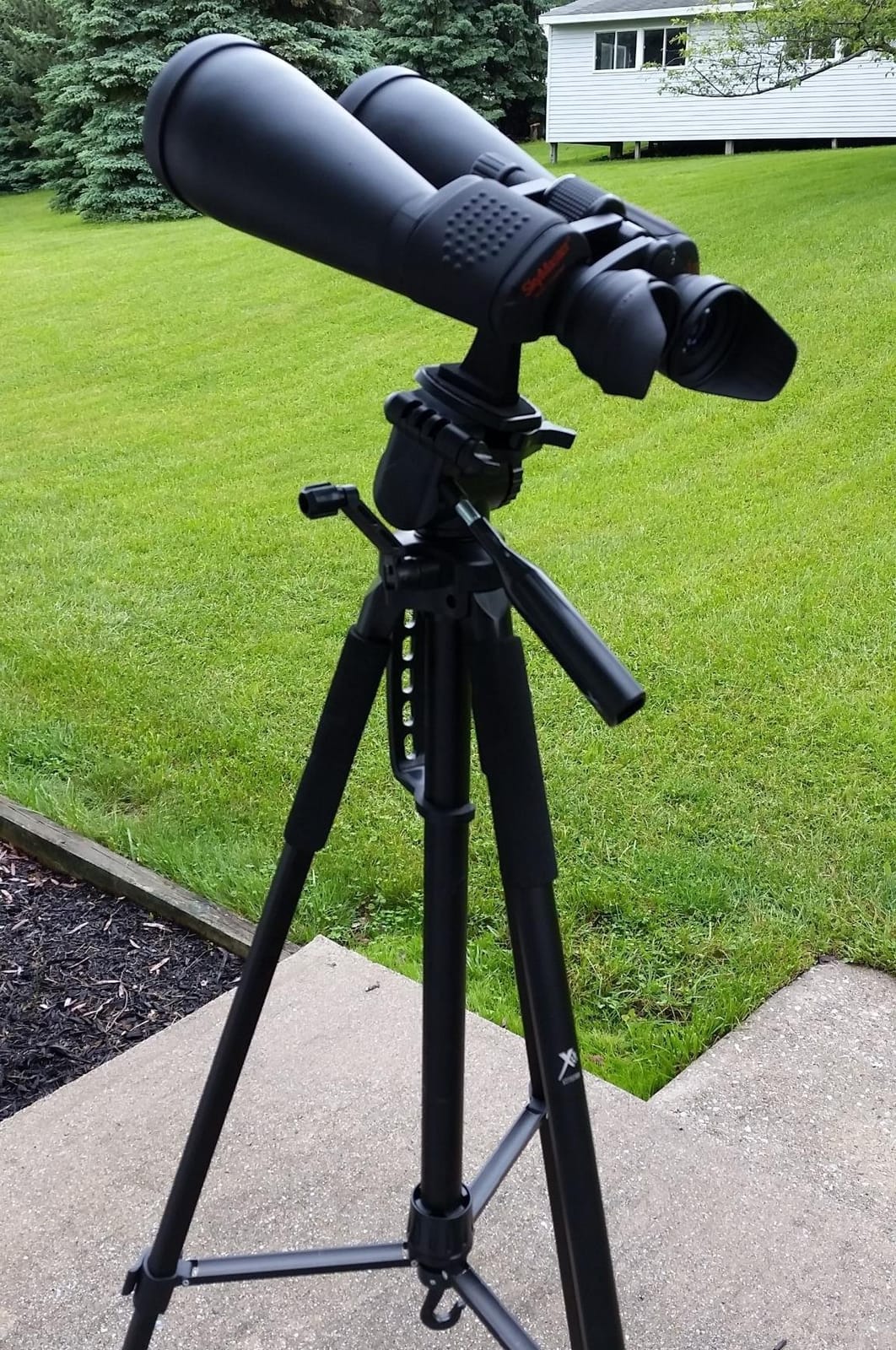 Celestron SkyMaster 25x70 Binoculars for Astronomy, Long-Range & Wildlife customer photo 2
