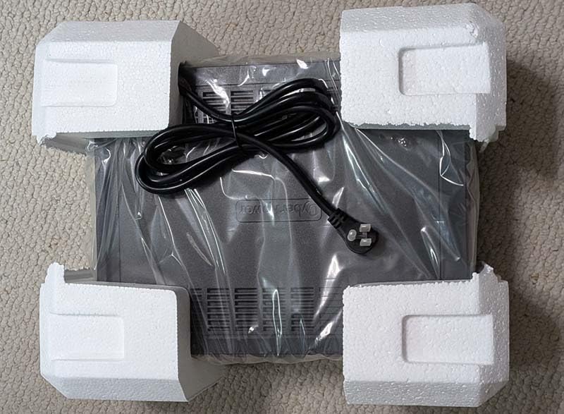 CyberPower CP1500PFCLCD PFC Sinewave UPS Battery Backup and Surge Protector customer photo 2