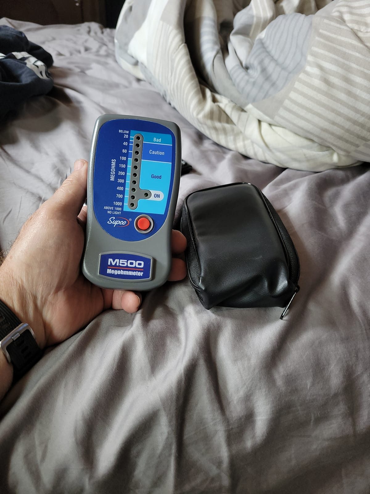 Supco M500 Electronic Megohmmeter, 0 to 1000 Megohms customer photo 2