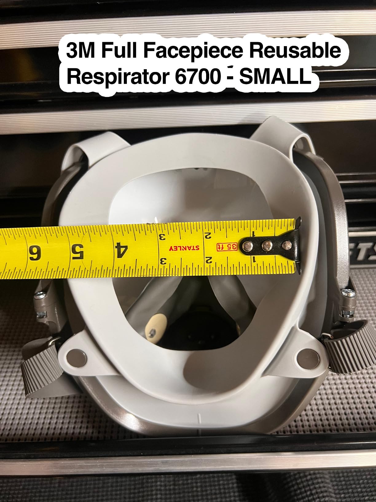 3M Full Facepiece Reusable Respirator 6800, NIOSH, Medium customer photo 1