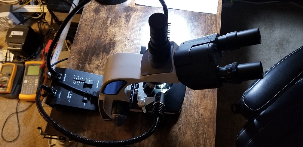 AmScope LED-6W Powerful 6 Watt LED Dual Gooseneck Lights Illuminator customer photo 2