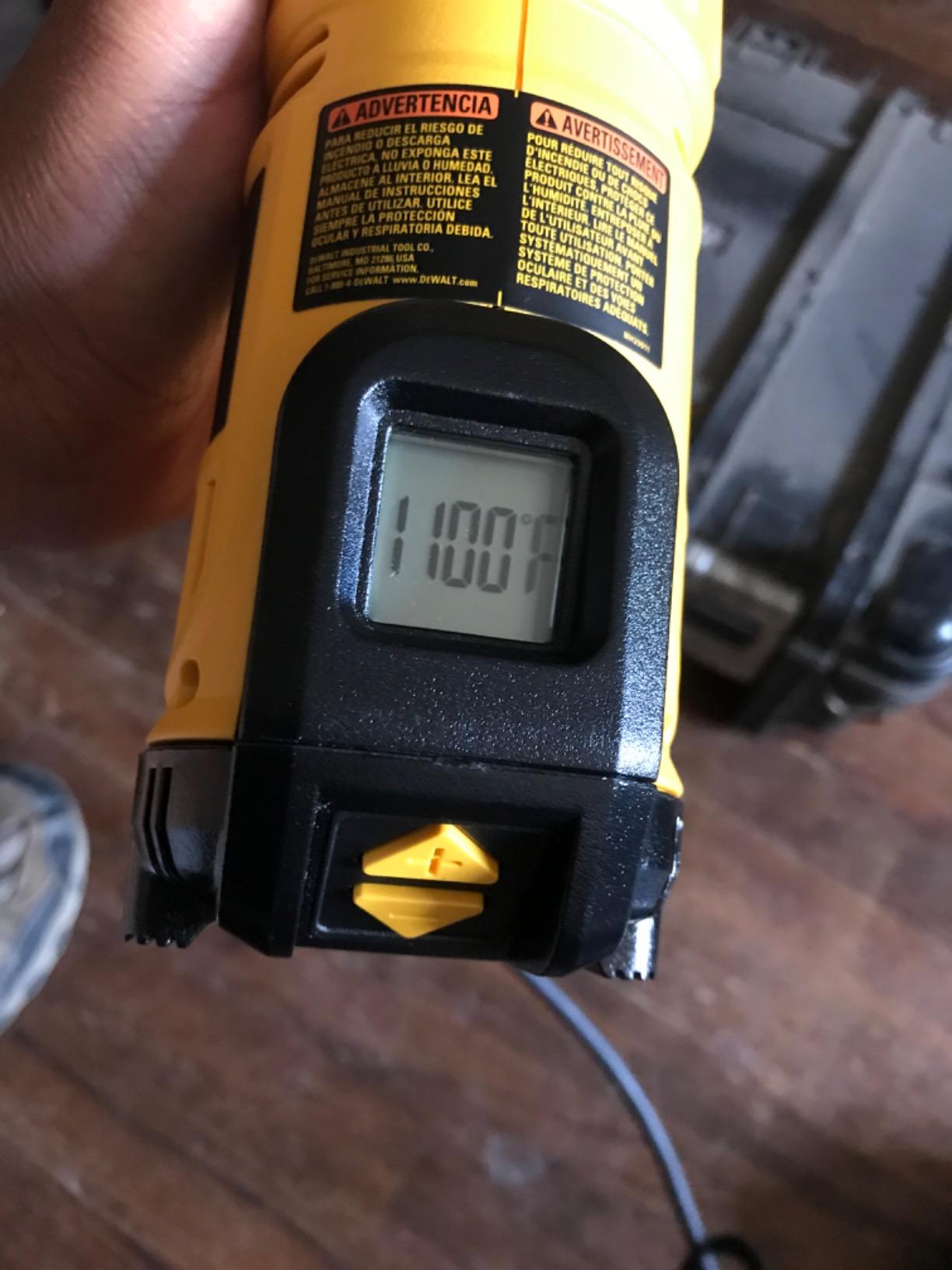 DEWALT Classic Heat Gun with LCD Display & Hard Case/Accessory Kit (D26960K), Yellow customer photo 2