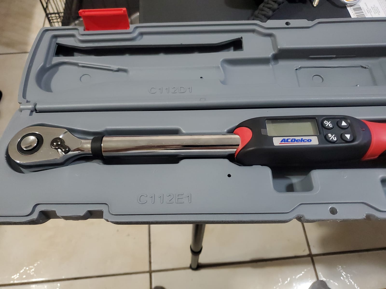 ACDelco ARM601-4 1/2” (14.8 to 147.5 ft-lbs.) Heavy Duty Digital Torque Wrench with Buzzer and LED Flash Notification – ISO 6789 Standards with Certificate of Calibration customer photo 2