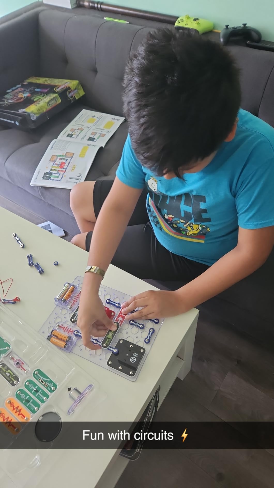 Snap Circuits Light Electronics Exploration Kit | Over 175 Exciting STEM Projects | Full Color Project Manual | 55+ Snap Circuits Parts | STEM Educational Toys for Kids 8+ customer photo 2