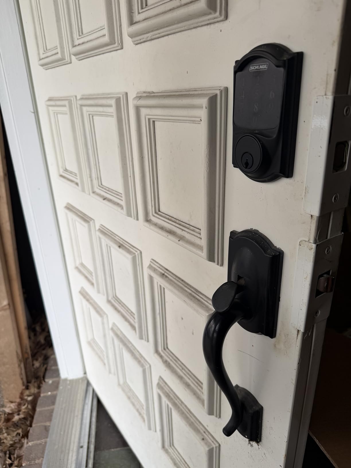 SCHLAGE Z-Wave Connect Camelot Touchscreen Deadbolt with Built-In Alarm, Satin Nickel, BE469 CAM 619, Works with Alexa via SmartThings, Wink or Iris customer photo 2