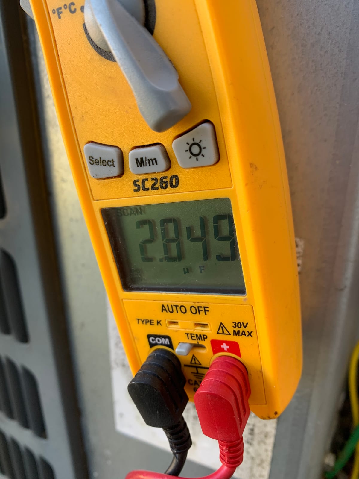 Fieldpiece Compact HVACR Clamp Multimeter SC260 – True RMS Clamp Meter with Temperature, Capacitance & Backlight customer photo 2