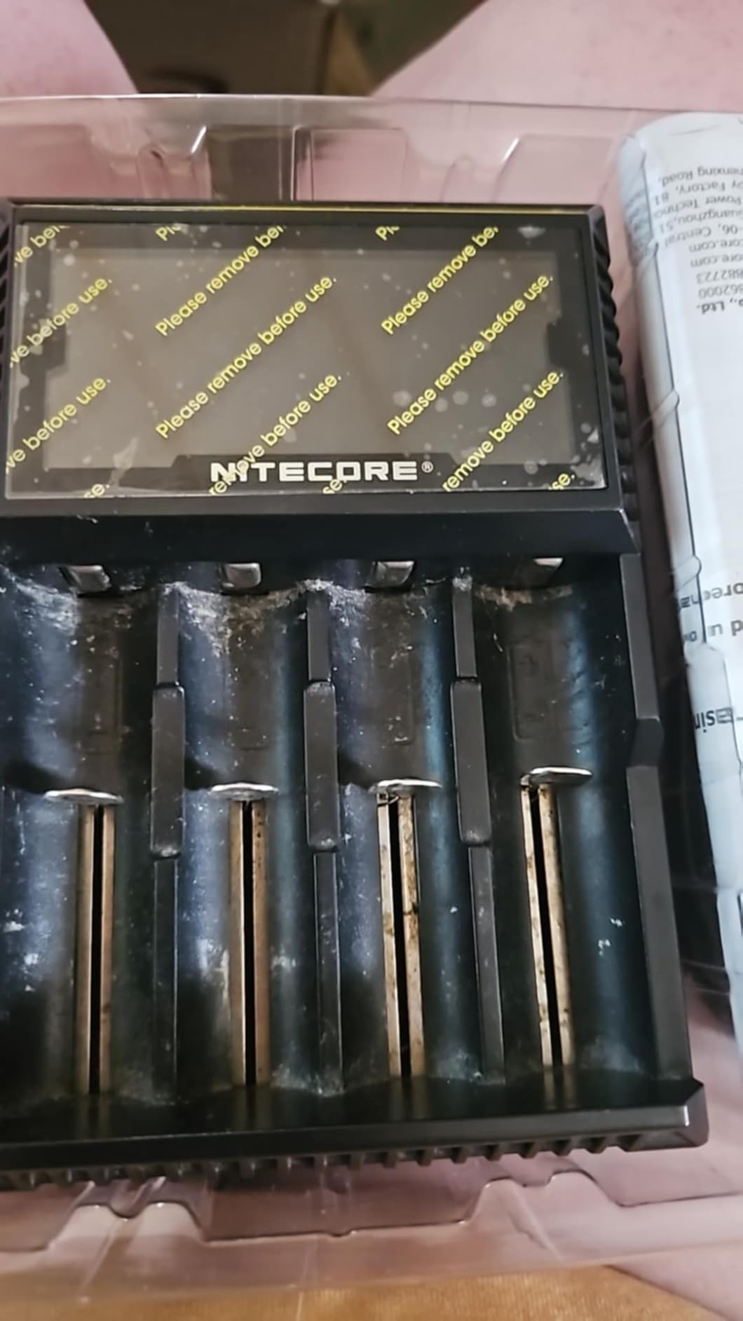 Nitecore Digicharger D4 Battery Four Bays Charger with LCD Display customer photo 1
