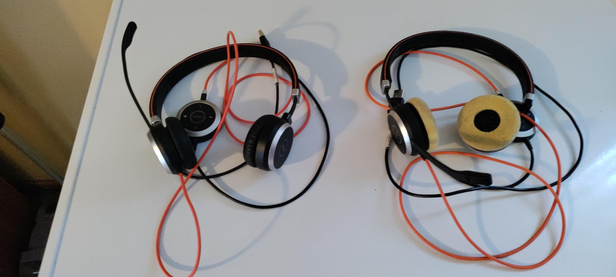 Jabra Evolve 40 Professional Wired Headset, Stereo, UC-Optimized – Telephone Headset for Greater Productivity, Superior Sound for Calls and Music, 3.5mm Jack/USB Connection, All-Day Comfort Design customer photo 1
