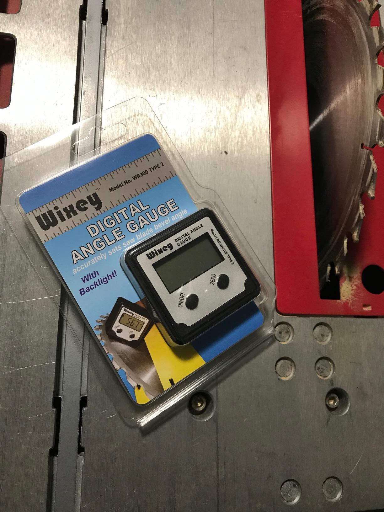Wixey Digital Angle Gauge for Table Saw & Miter Saw, Magnetic customer photo 2