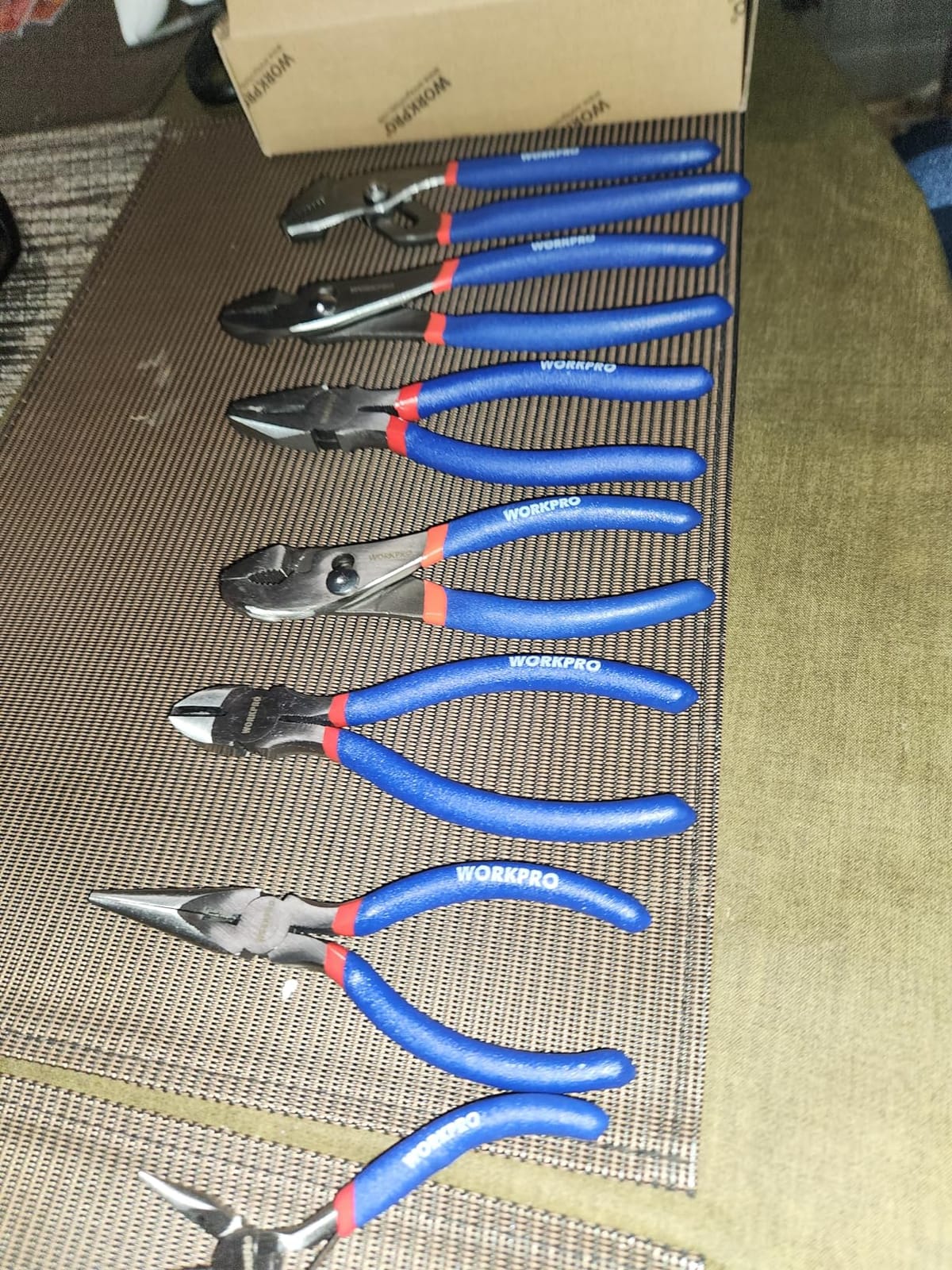 WORKPRO 7-Piece Pliers Set, Pliers Tool Set with Comfort Grip, Blue customer photo 1