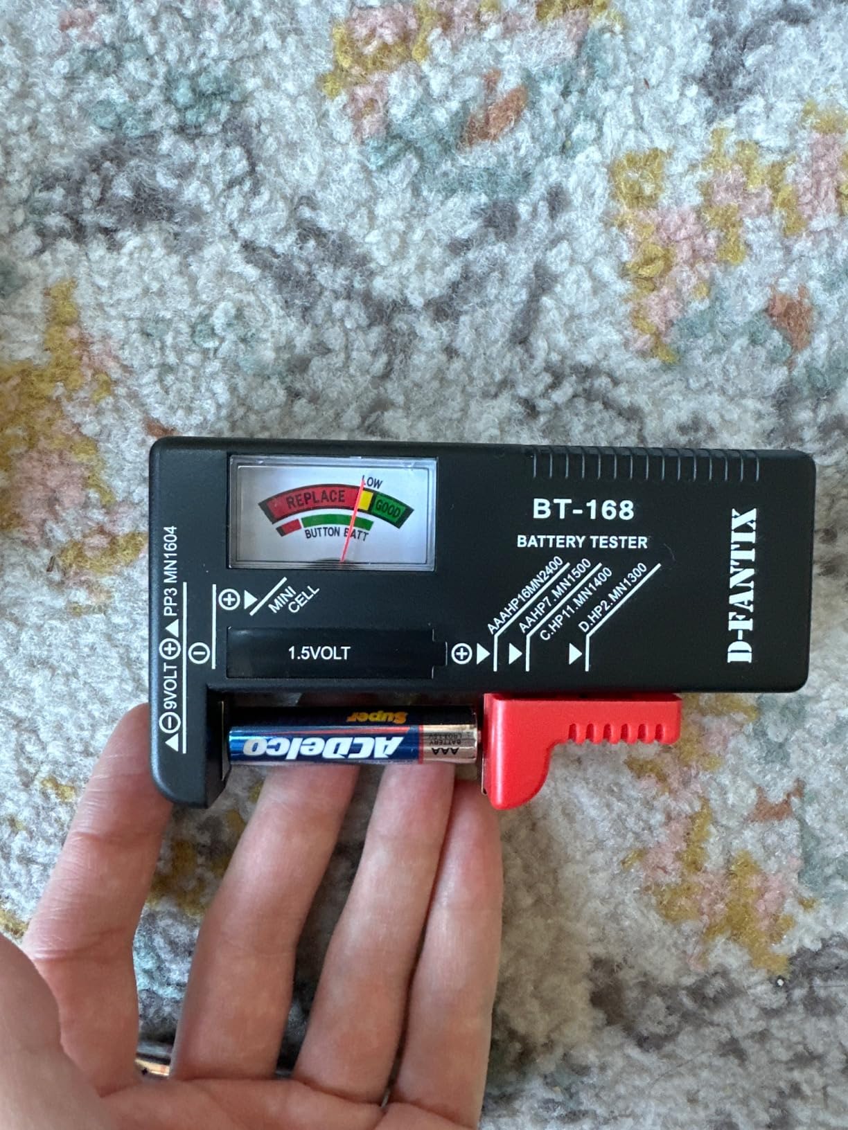 D-FantiX Battery Tester for AAA AA C D 9V, Universal Battery Charge Checker customer photo 1