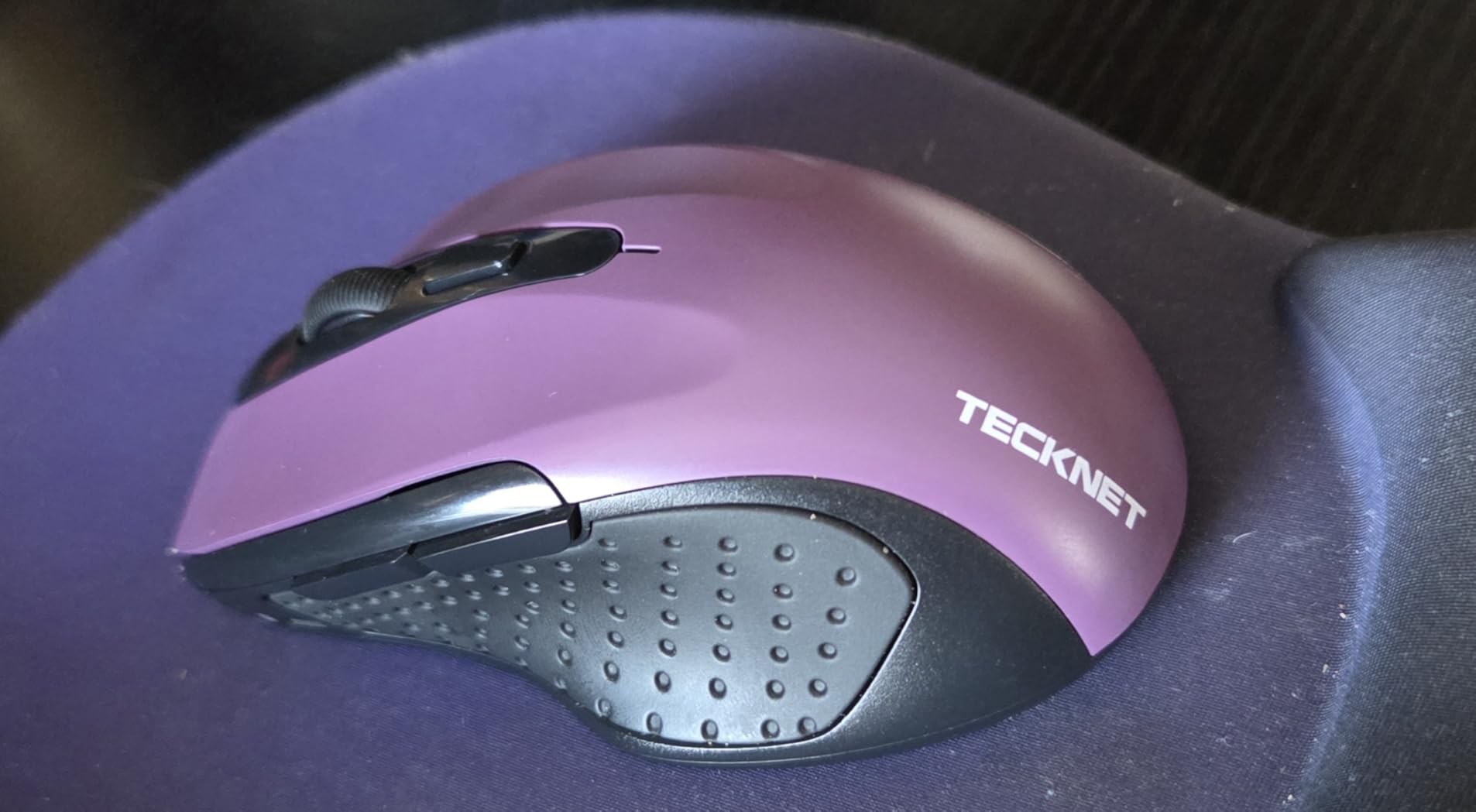 TECKNET Wireless Mouse, 2.4G Ergonomic Computer Mouse, 2600 DPI, Purple customer photo 2