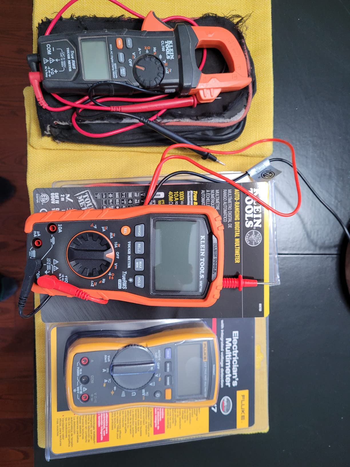 Klein Tools MM700 Multimeter, Electrical Tester is Auto Ranging, for AC/DC, LOZ, Temp, Capacitance, Resistance, Frequency, and More, 1000V customer photo 1
