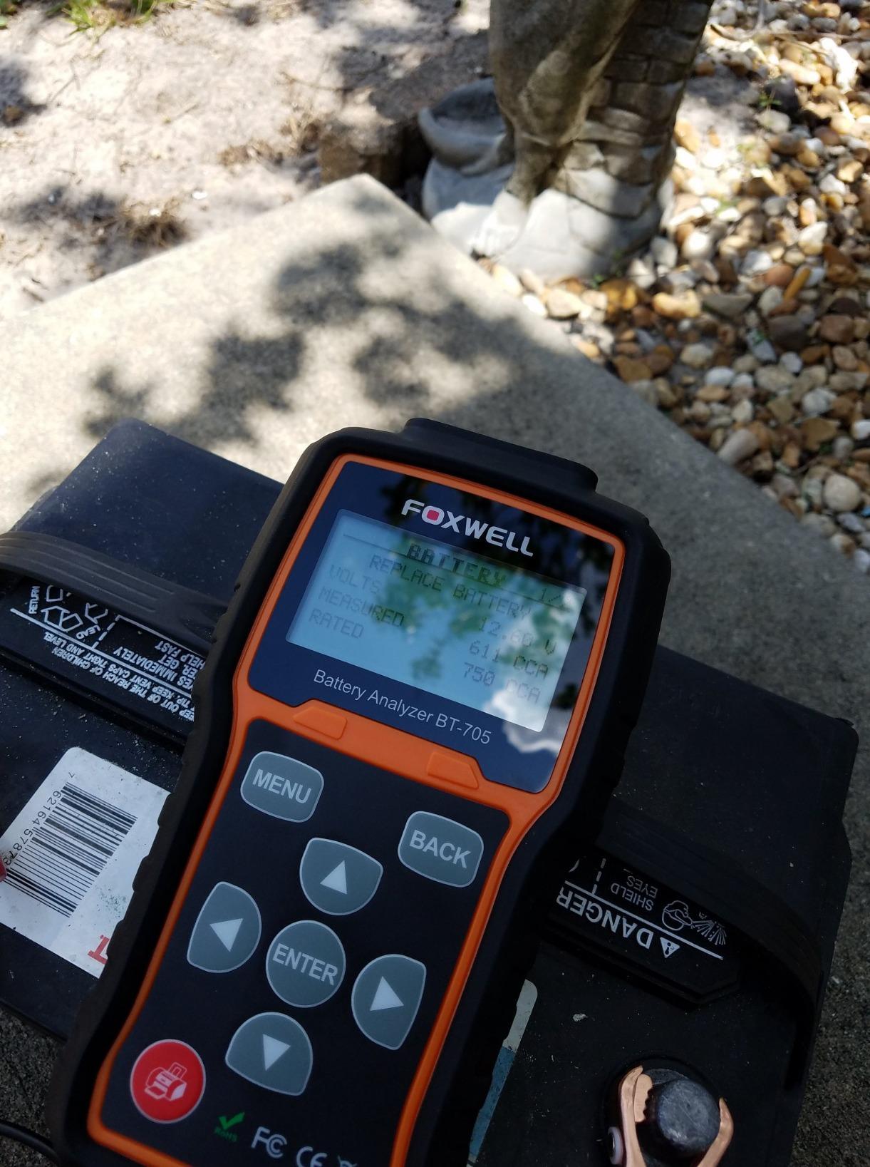 FOXWELL BT705 Car Battery Tester 24V 12V, Alternator and Load Tester customer photo 2