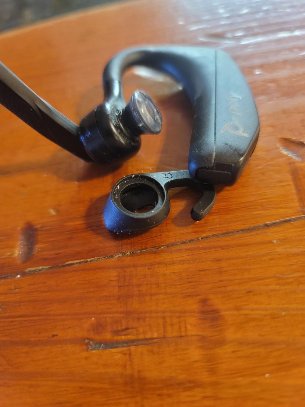 Poly Voyager 5200 Wireless Headset (Plantronics) - Single-Ear Bluetooth Headset w/Noise-Canceling Mic - Ergonomic Design - Voice Controls - Lightweight - Connect to Mobile/Tablet via Bluetooth customer photo 1