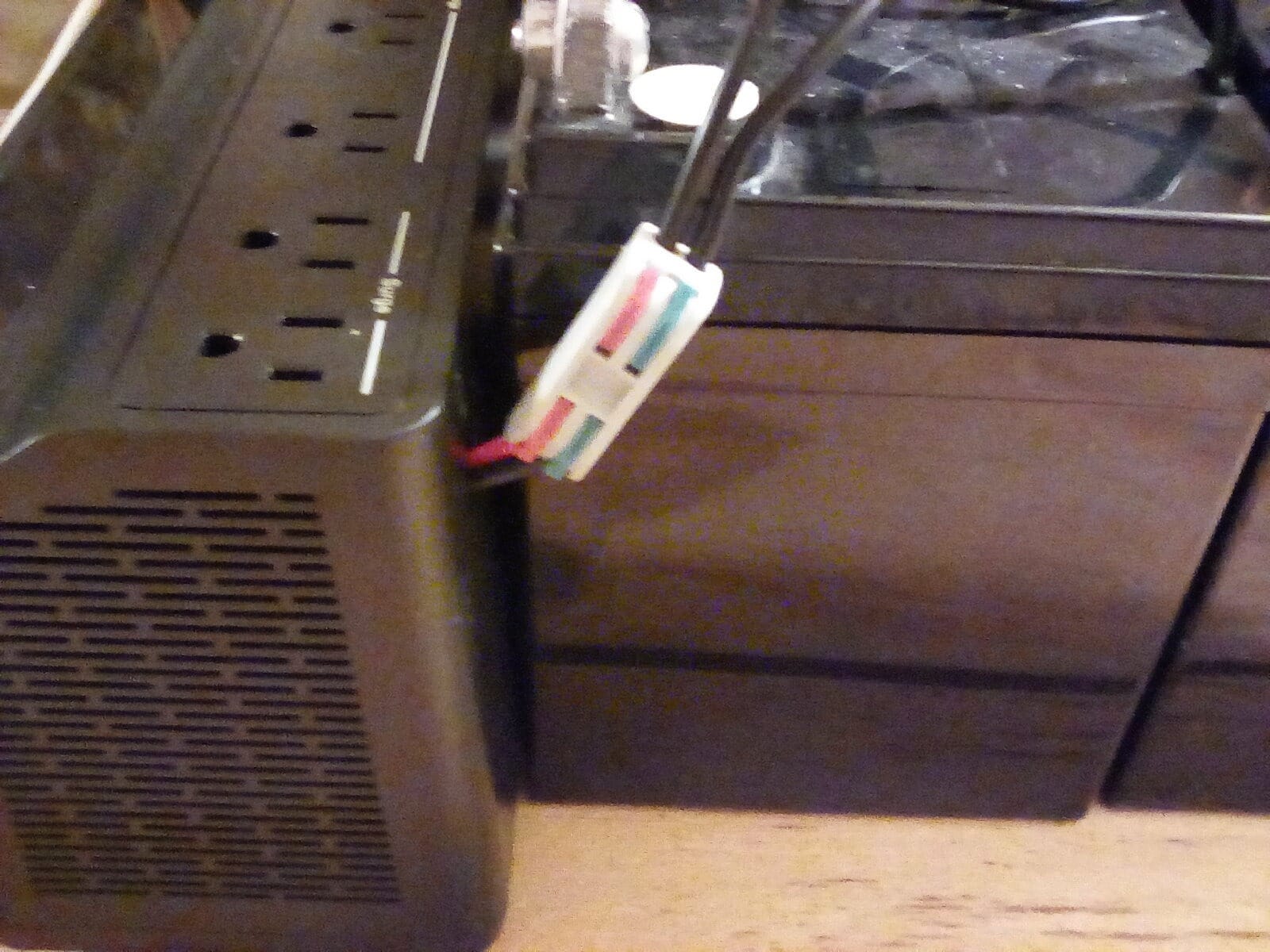 APC UPS 425VA/225W UPS Battery Backup for Router, Small Electronics, BE425M customer photo 2