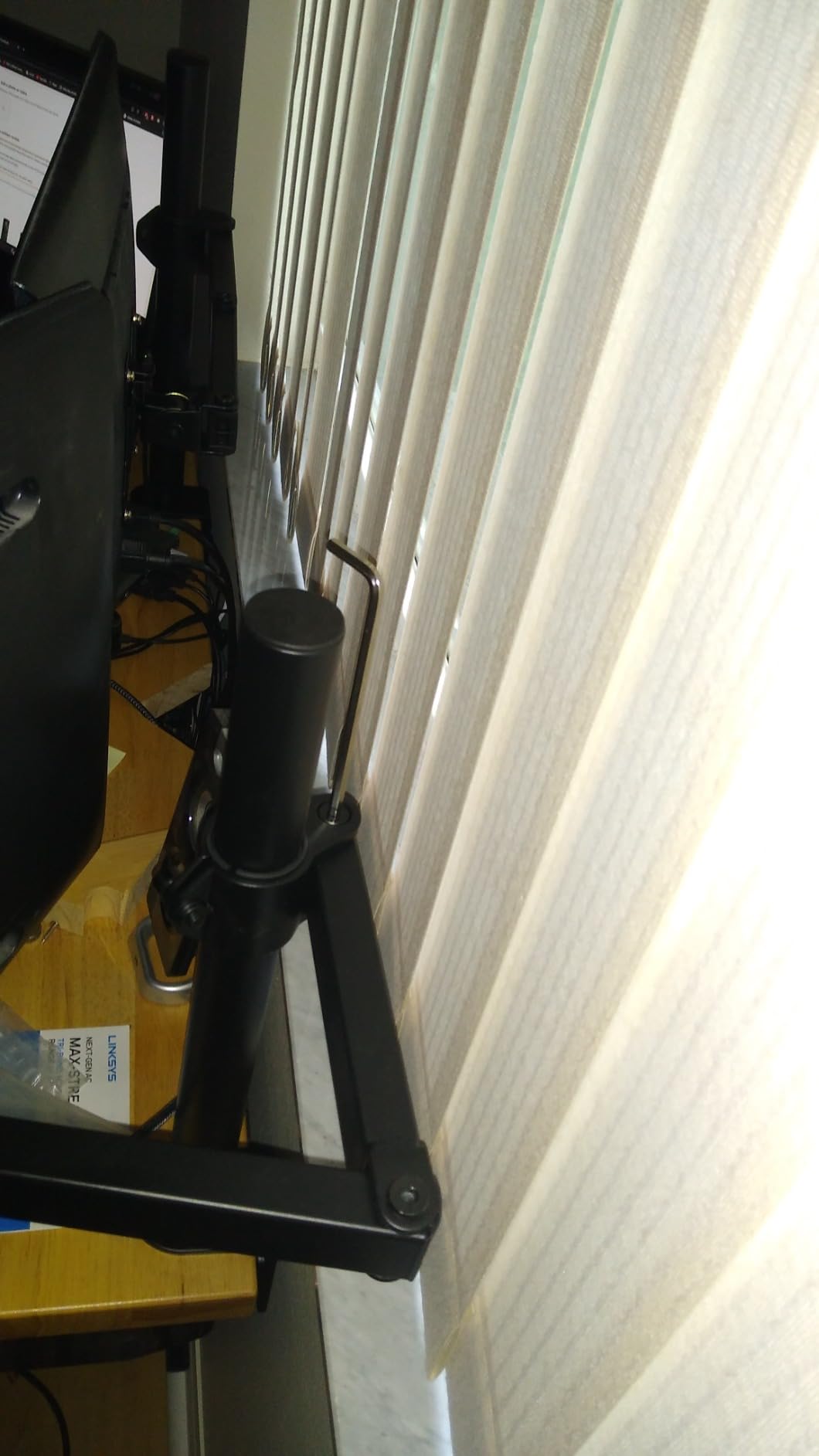 WALI Tall Monitor Arm Mount for Desk for 13-34 inch Screens, 22 lbs per Arm customer photo 2