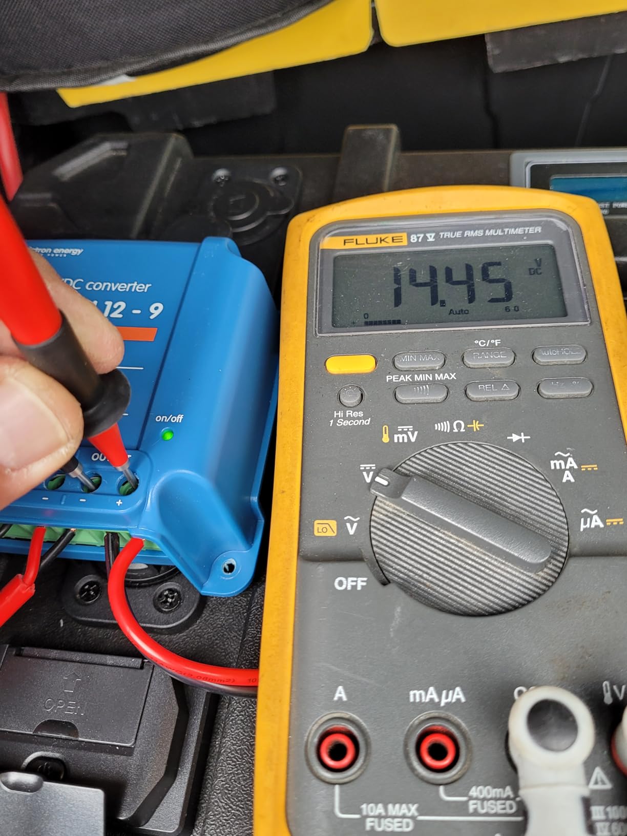 Victron Energy Orion-Tr DC-DC Converter 12/12V 9A 110W IP43 Isolated customer photo 2