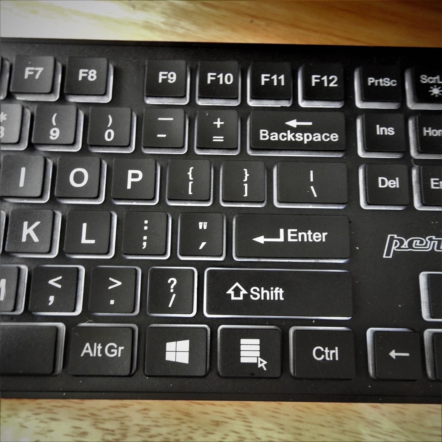 Perixx PERIBOARD-317 Wired Backlit USB Keyboard, Big Print Letter with White Illuminated LED, US English Layout,Black customer photo 1