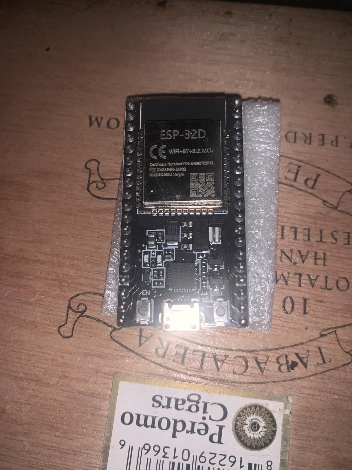 HiLetgo ESP-WROOM-32 ESP32 ESP-32S Development Board 2.4GHz Dual-Mode WiFi + Bluetooth Dual Cores Microcontroller Processor Integrated with Antenna RF AMP Filter AP STA for Arduino IDE customer photo 1