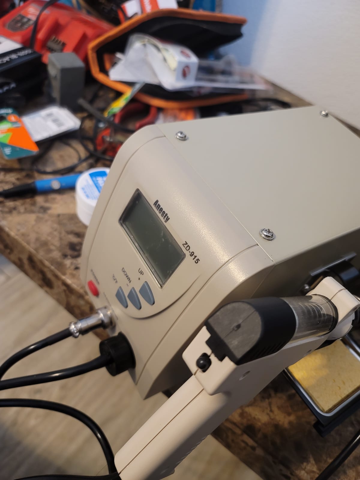 Anesty ZD-915 Pro Digital Vacuum Desoldering Station, Solder Removal Tool | Built-in Vacuum Pump, Desoldering Gun for Electronics Repair customer photo 1