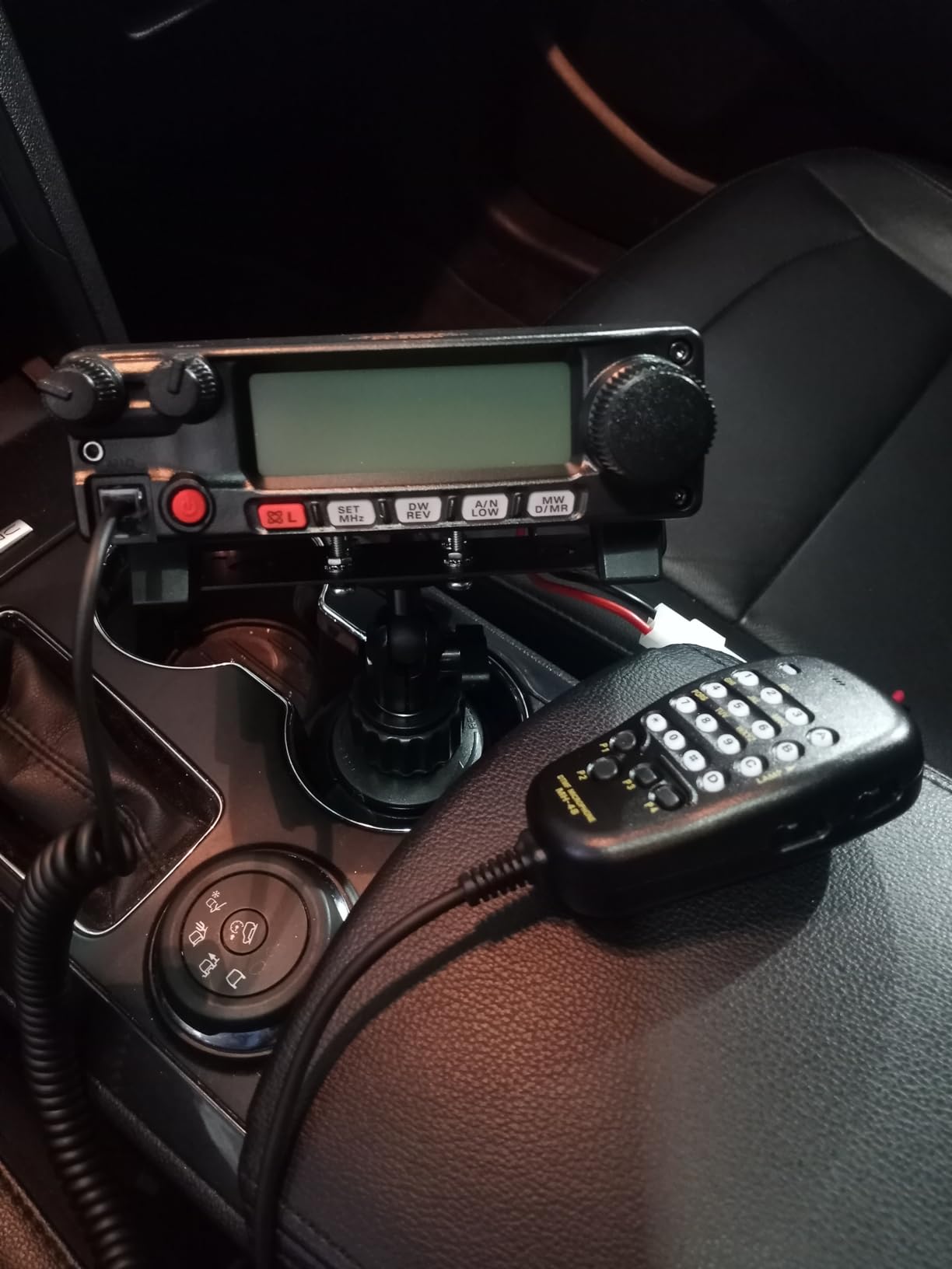 FT-2980R FT-2980 | Original Yaesu 144 MHz Single Band Mobile Transceiver | 80 Watts | 3 Year Manufacturer Warranty customer photo 2