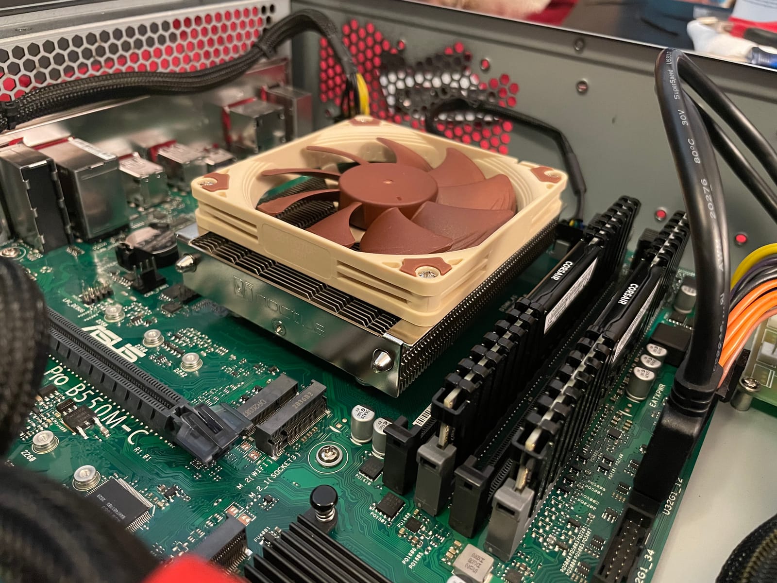 Noctua NH-L9a-AM4, Quiet High-Performance Low-Profile CPU Cooler customer photo 2