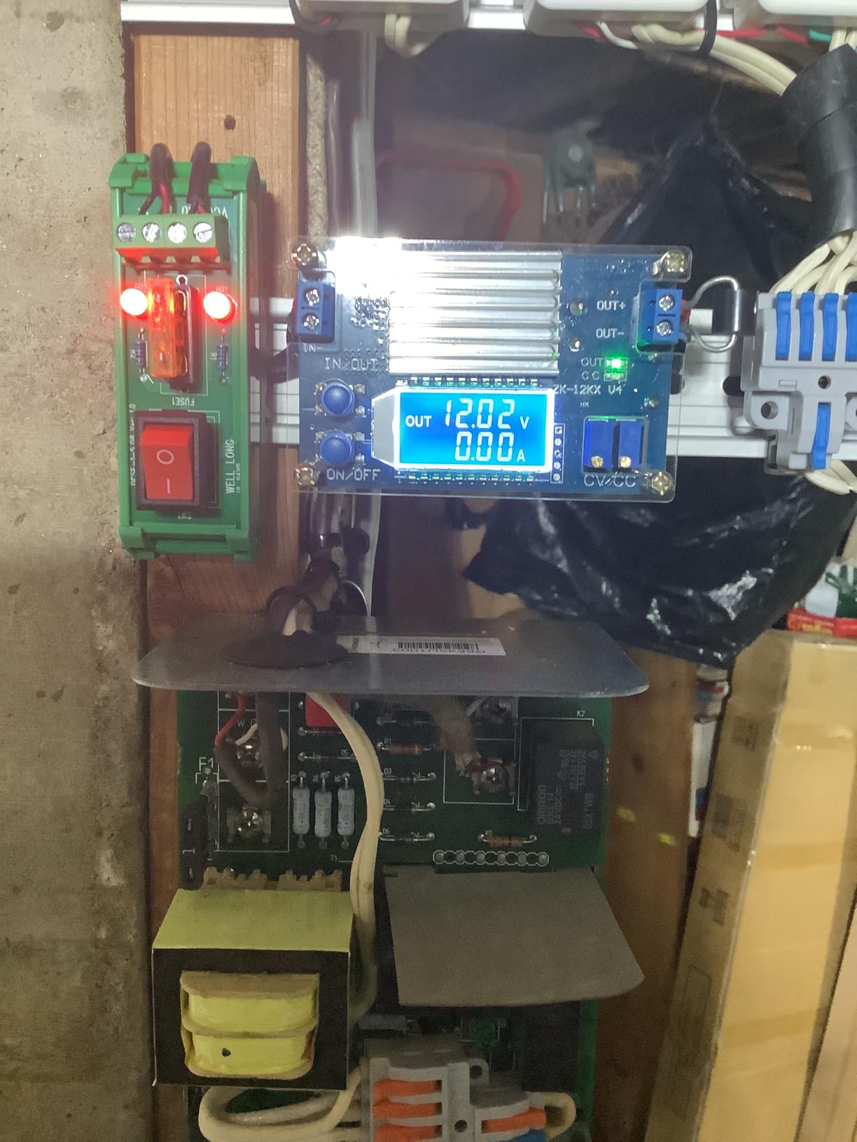 DROK DC Buck Converter, 5.3V-32V to 1.2V-32V 12A Adjustable Power Supply, 5v 9v 12v 24V 30V 32V Step Down Voltage Regulator with LCD Display Volt Transformer Reducer CC CV for RV Solar Panel Golf Cart customer photo 1