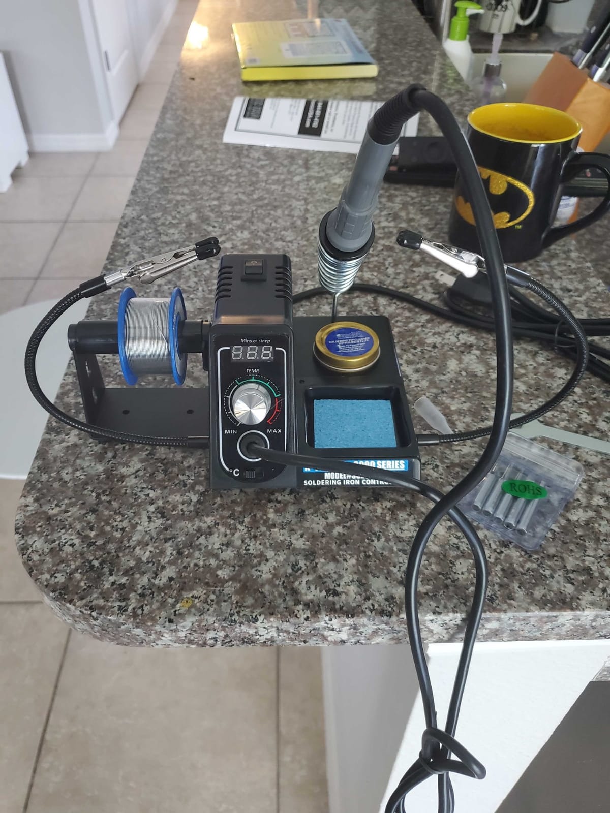 The Original X-Tronic 3020-XTS • 75W Soldering Iron Station Kit • 2 Helping Hands • Silicone Tool Mat • 5 Extra Tips • 50g Roll of Solder • Brass Sponge • Cleaning Flux • C/F Conversion • Auto Sleep! customer photo 2