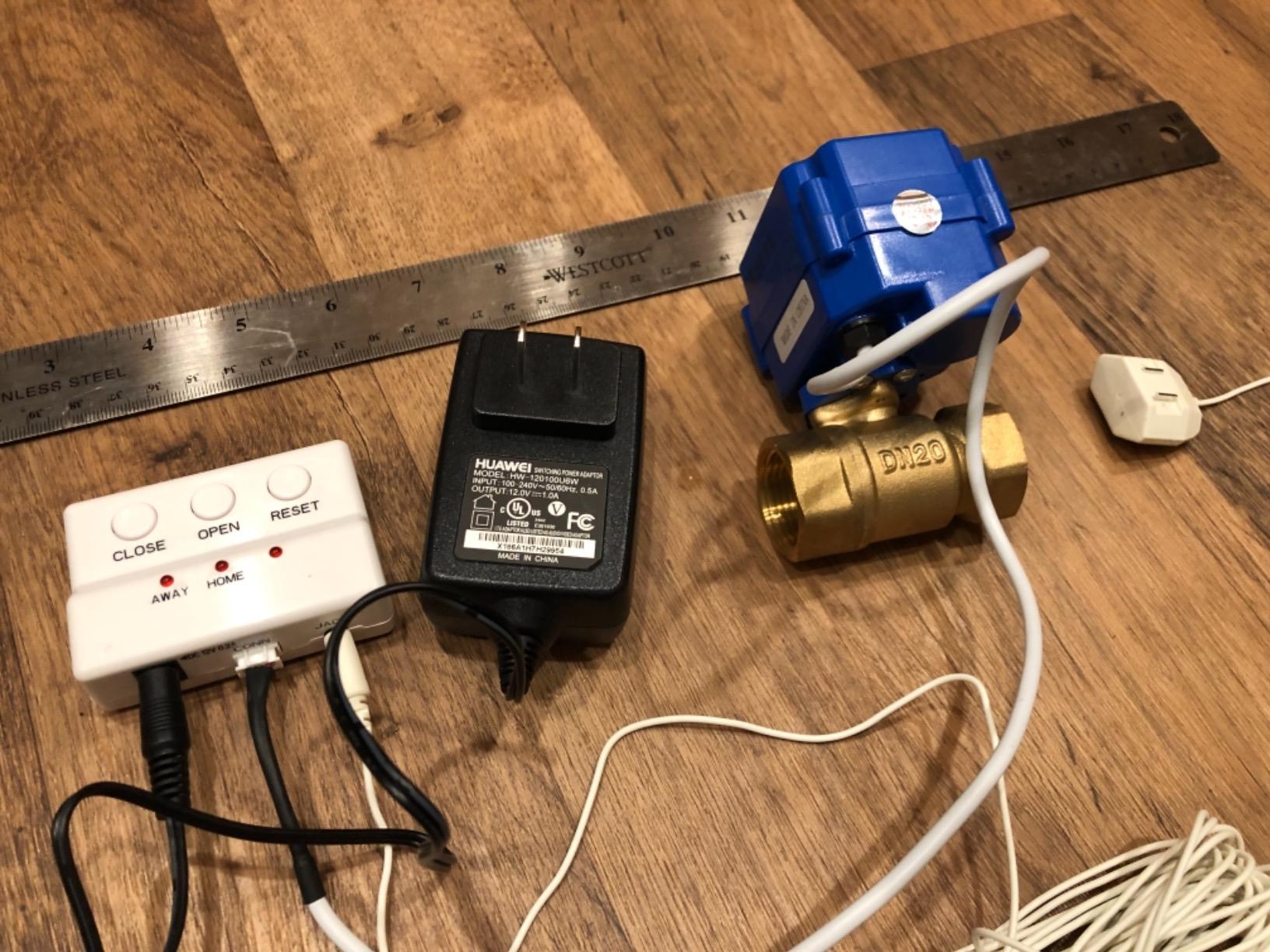 E-SDS Water Leak Detector with Shutoff Valve,Sensors and Sounds Alarm customer photo 1