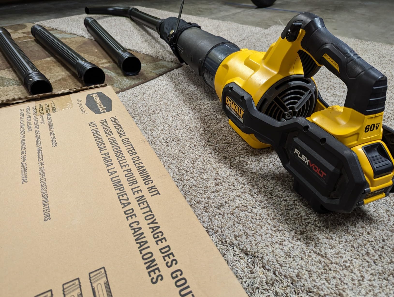 Greenworks Gutter Cleaning Kit - Up to 11 ft reach - Compatible with Greenworks 40V, 60V & 80V Blowers with 450+ CFM up to 5-inch diameter customer photo 2