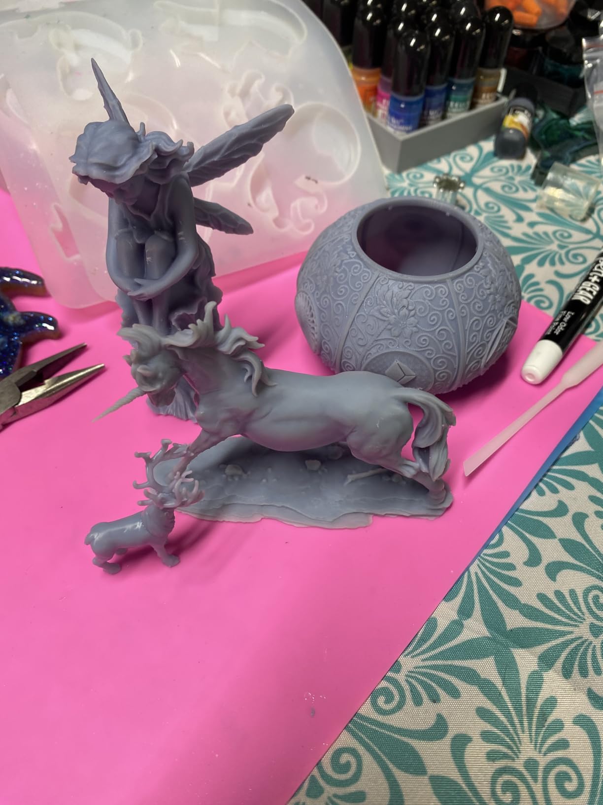 ANYCUBIC 3D Printer Resin, 405nm SLA UV-Curing Resin with High Precision and Quick Curing & Excellent Fluidity for LCD 3D Printing (Grey, 1kg) customer photo 1