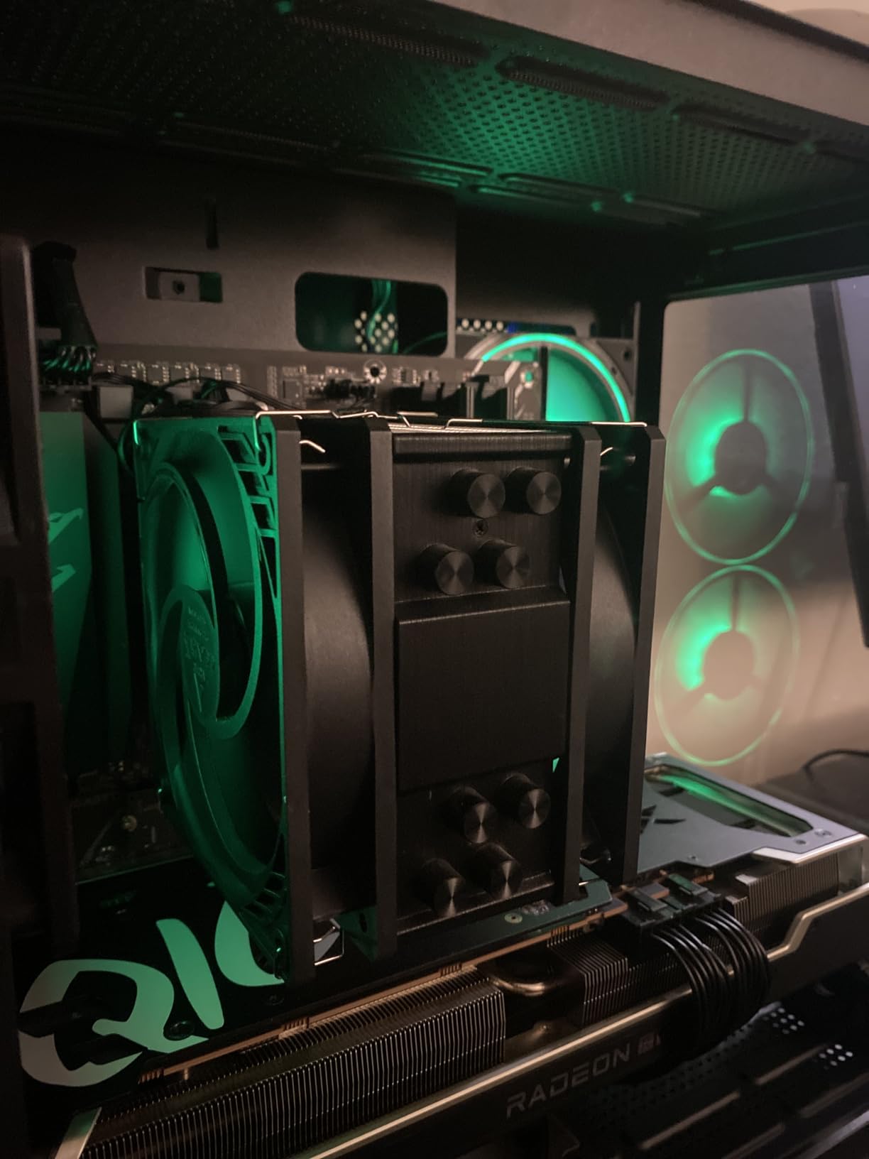 ARCTIC P12 PWM PST - PC Fan, 120mm Fan, PC Case Fan, Pressure-optimised customer photo 1