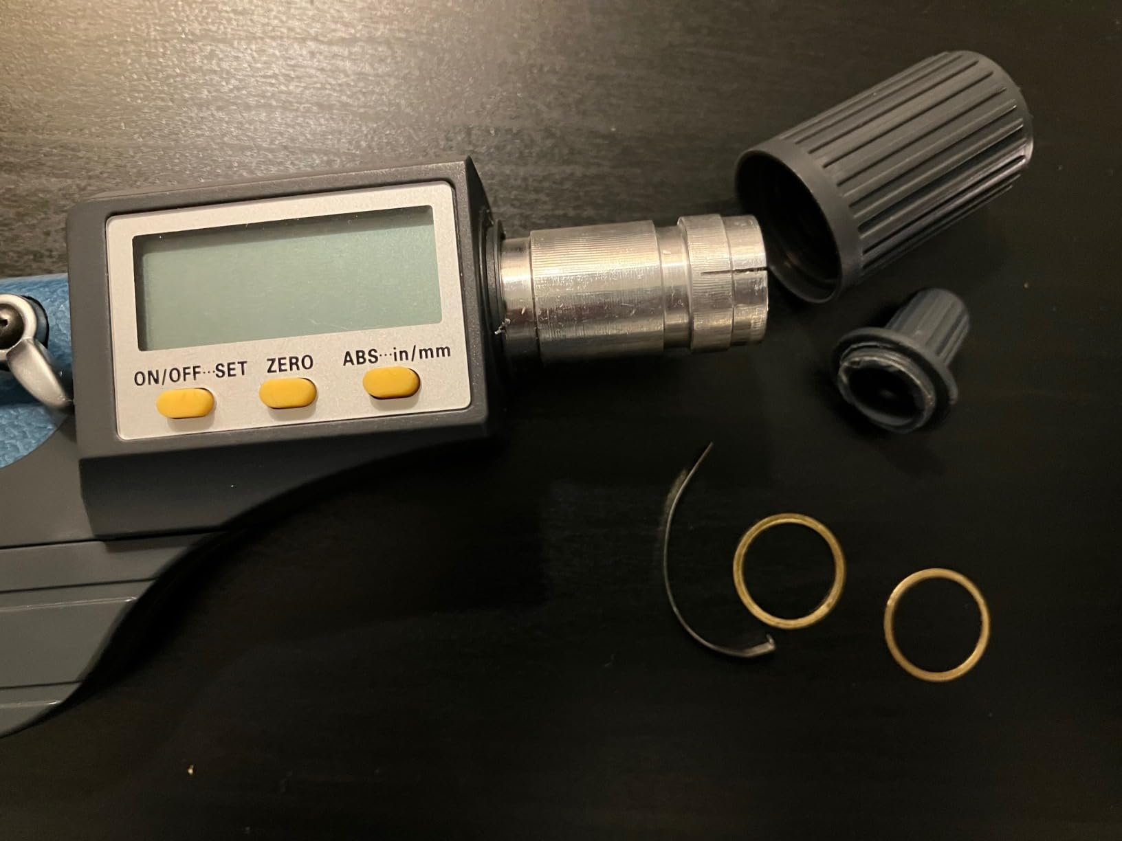 Beslands Digital Electronic Display Micrometer 0-1