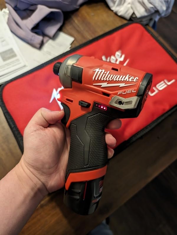 M12™ Fuel™ Surge™ 1/4 in. Hex Hydraulic Driver 2 Battery Kit customer photo 2