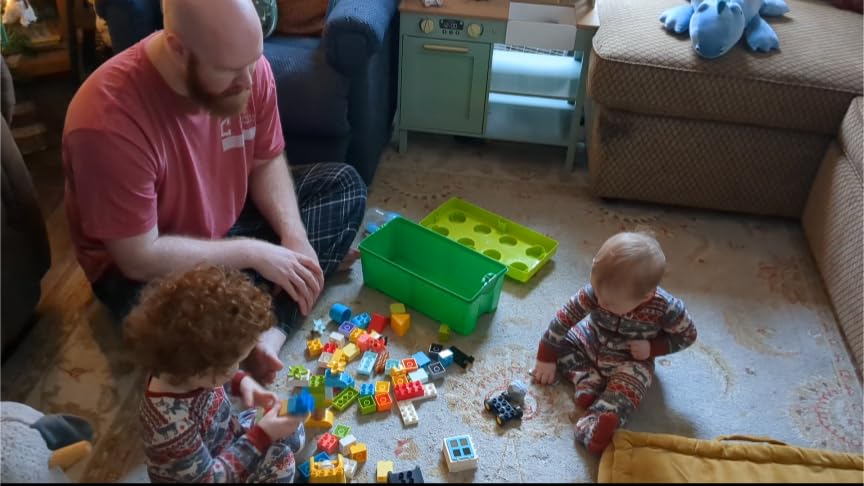 LEGO DUPLO Brick Box 10913 customer photo 2