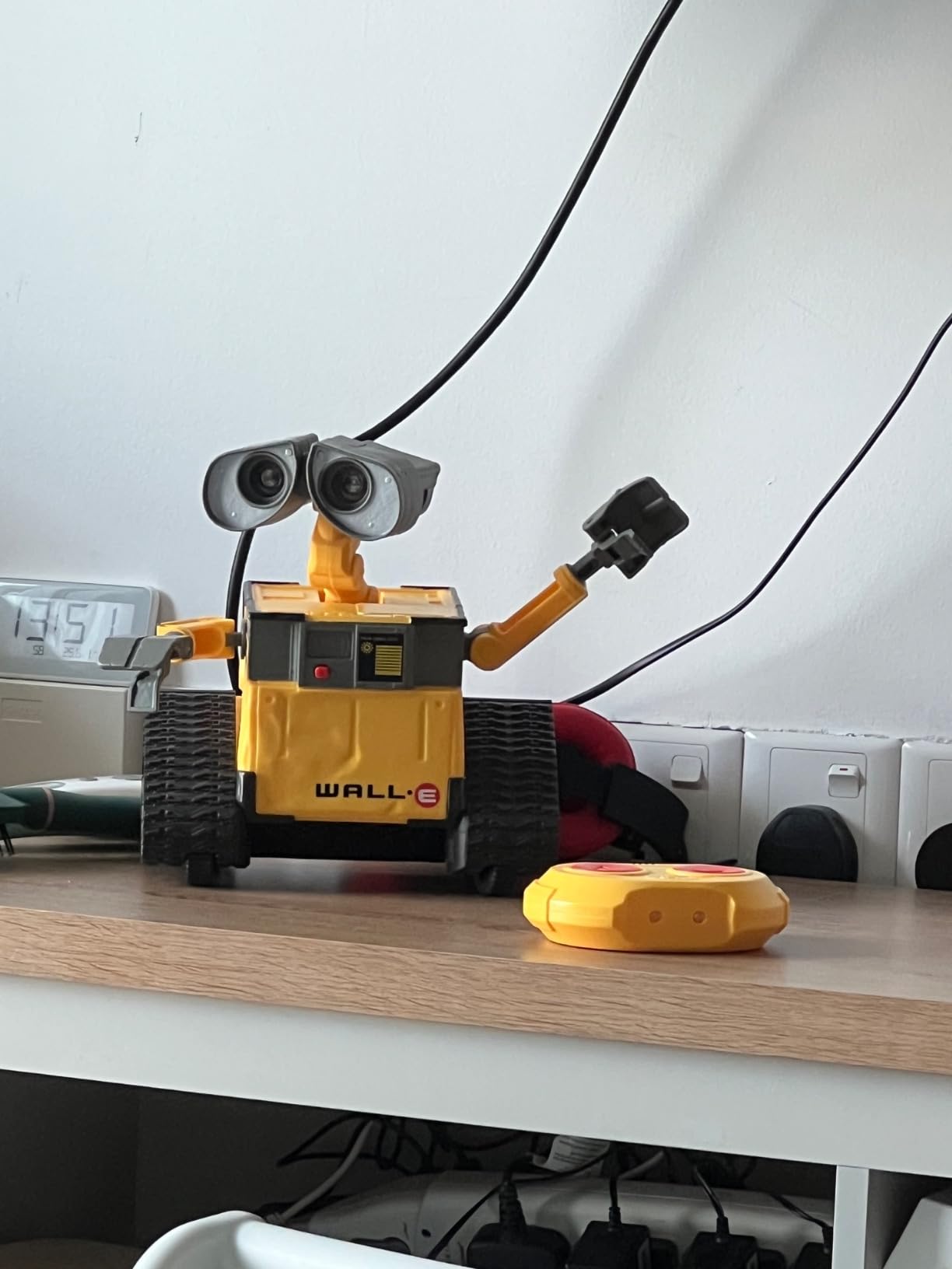 Mattel Disney and Pixar WALL-E RC Robot Toy customer photo 1