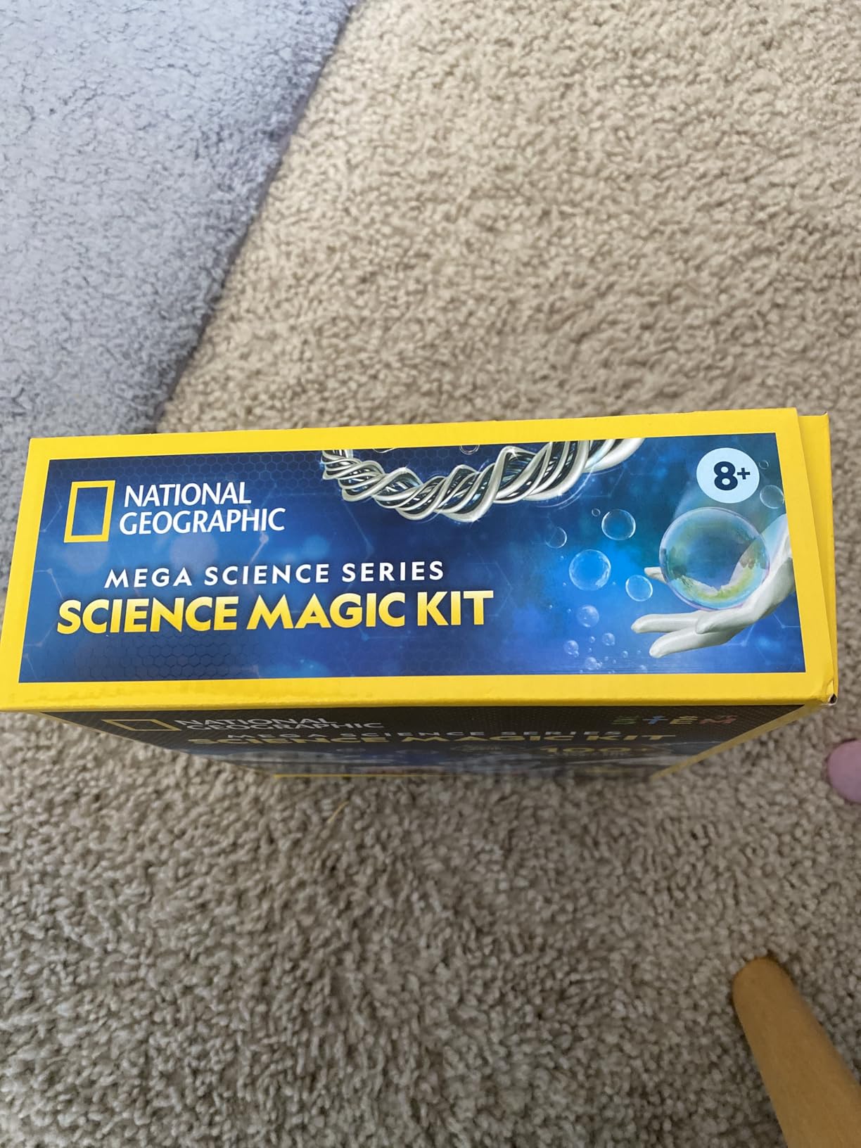 NATIONAL GEOGRAPHIC Science Magic Kit – Science Kit for Kids with 100+ Unique Experiments and Magic Tricks, Chemistry Set and STEM Project, A Great Gift for Boys and Girls (Amazon Exclusive) customer photo 1