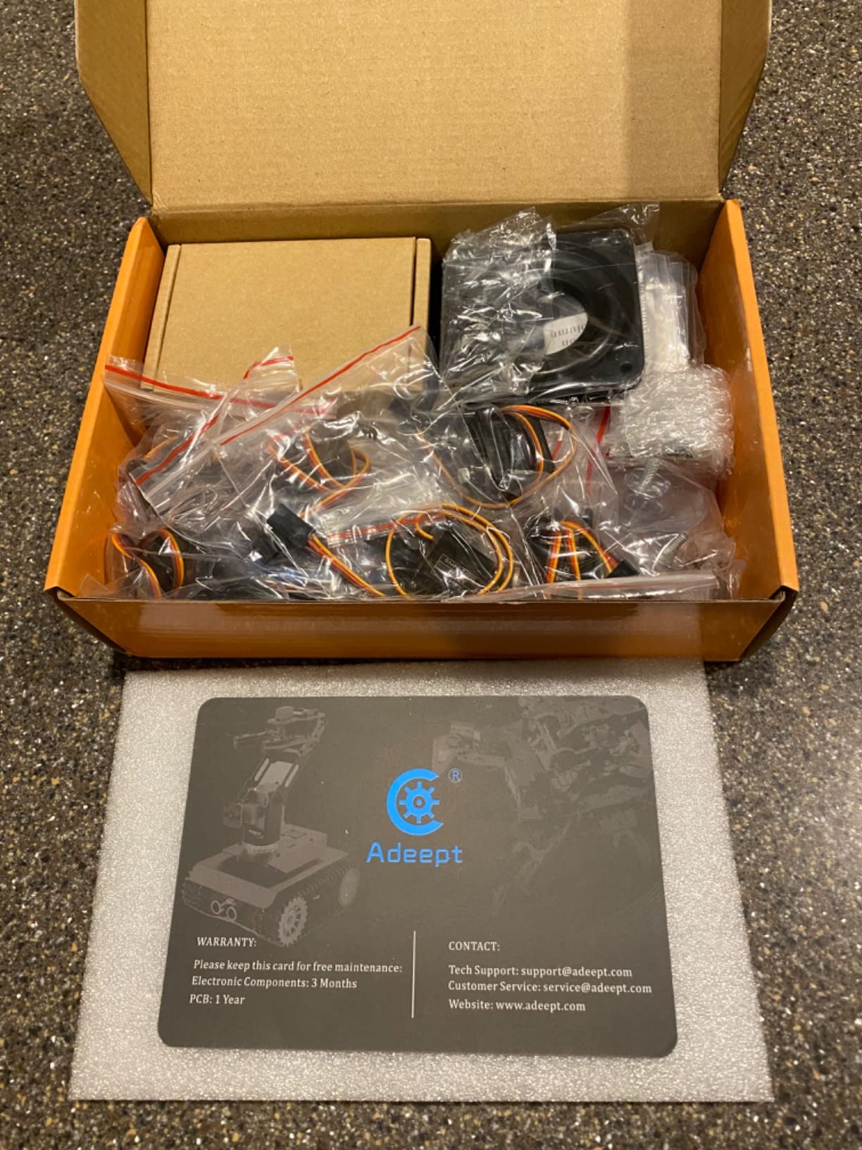 Adeept 5DOF Robotic Arm Kit for Arduino IDE, Programmable DIY Coding Kits customer photo 2