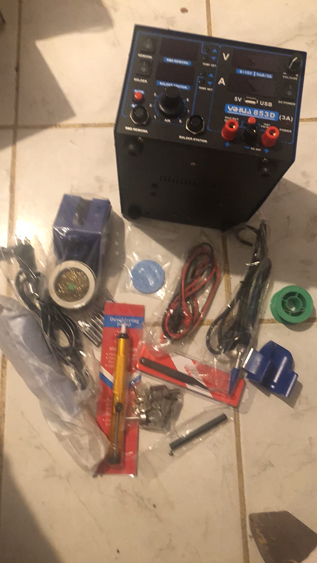 YIHUA 853D USB 3A-Three Tools- Soldering Station, Hot Air Rework Station and Power Supply 0~3A, 0-15V with output and test modes. Also ºC/°F display, Digital Cal, Sleep Function customer photo 1