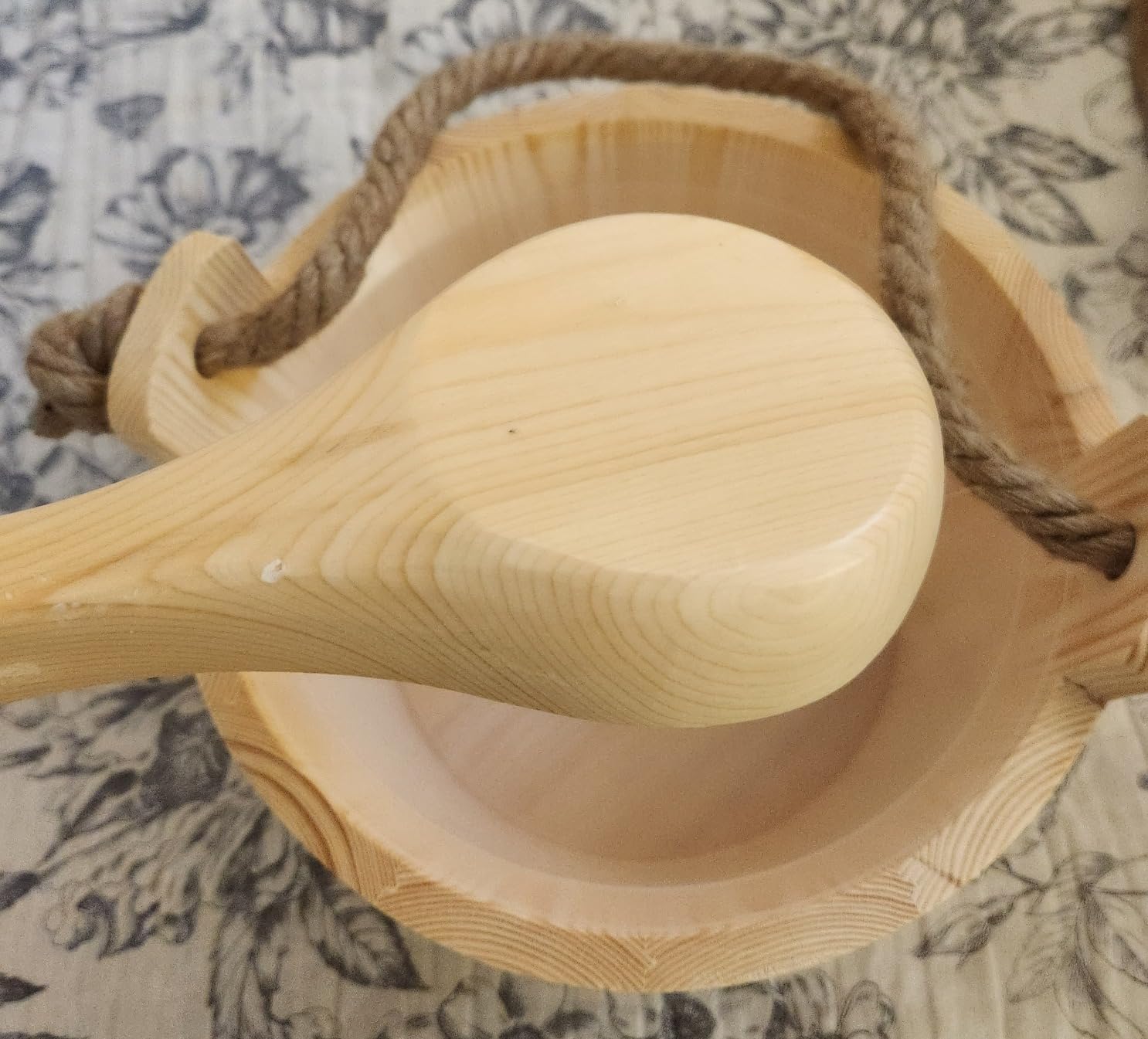 Sauna Bucket and Ladle, Wooden Sauna Bucket Sauna Accessories for Men Women, Sauna Wood Bucket Set Cedar Made of Premium Finland Pinewood customer photo 1
