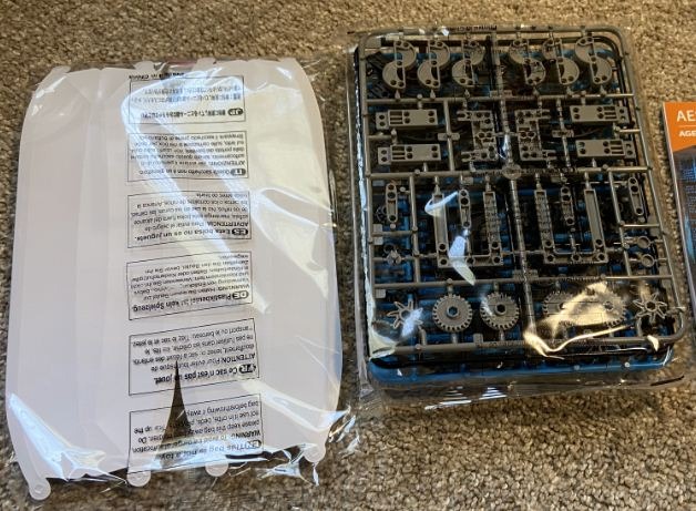 Solar Robot Building Kit, 12-in-1 STEM Robotic Toys for Kids Age 8-12 customer photo 1