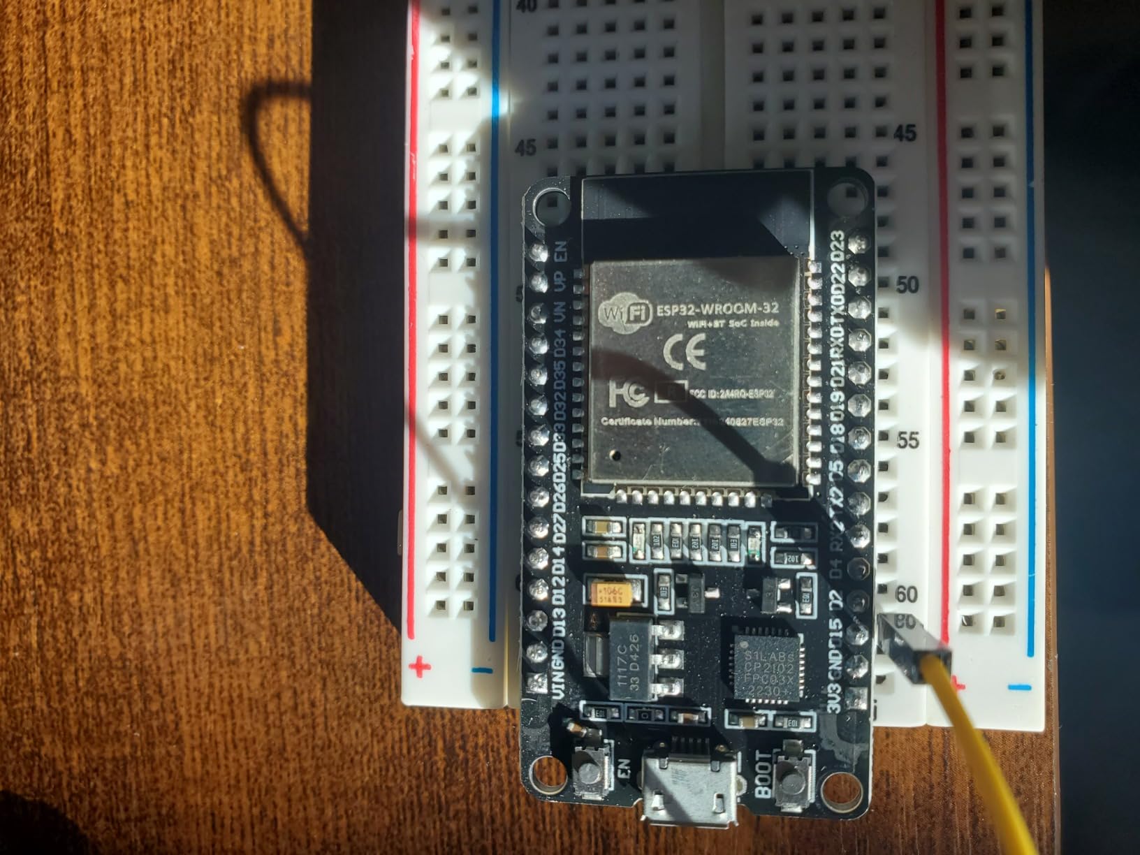 ESP-WROOM-32 ESP32 ESP-32S Development Board 2.4GHz Dual-Mode WiFi + Bluetooth Dual Cores Microcontroller Processor Integrated with Antenna RF AMP Filter AP STA Compatible with Arduino IDE (3PCS) customer photo 1