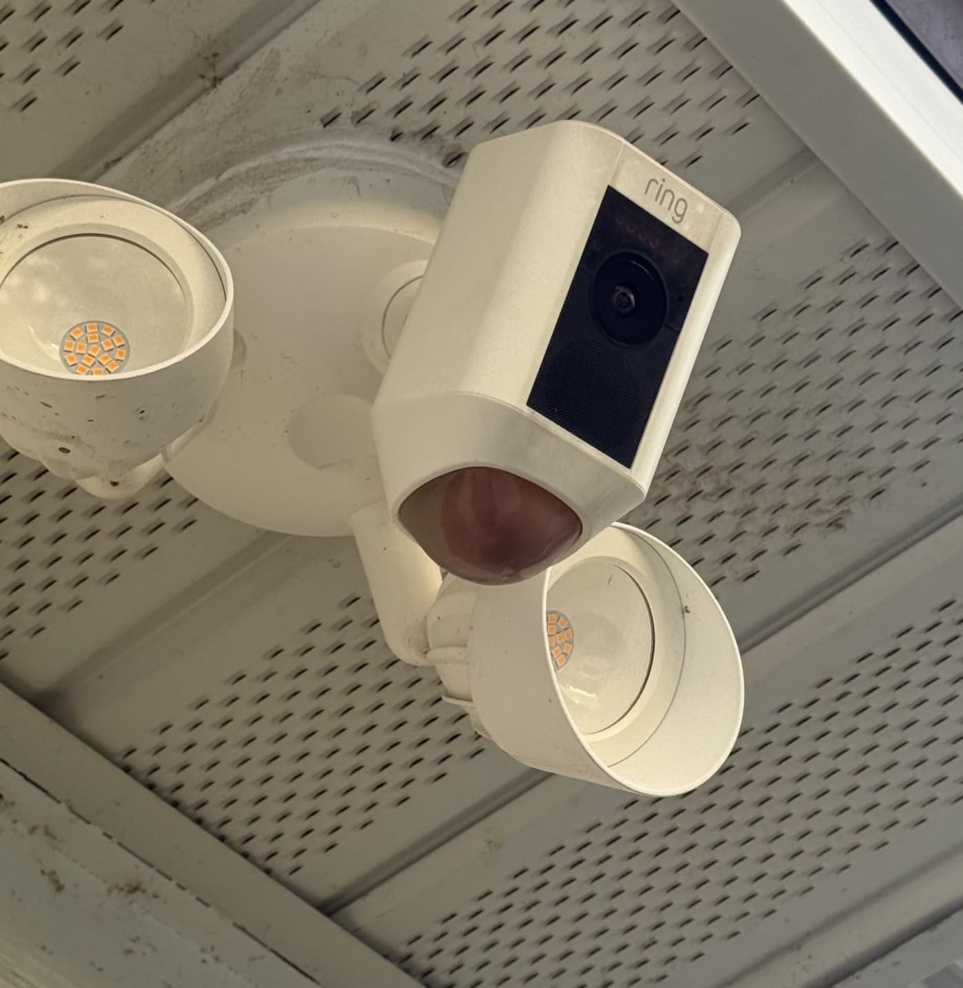 Ring Floodlight Cam Wired Plus, Outdoor home or business security with motion-activated 1080p HD video and floodlights, White customer photo 1