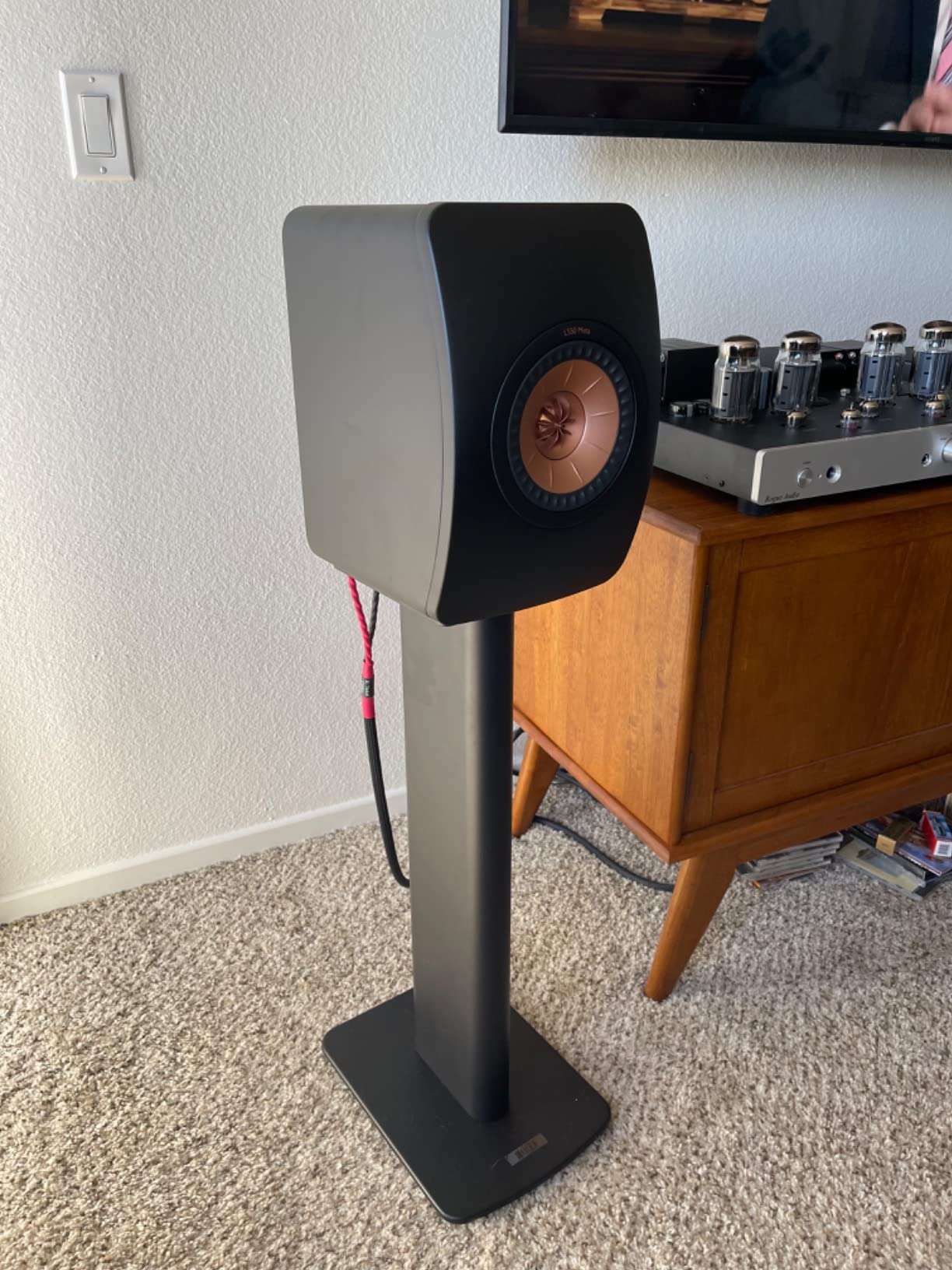 KEF LS50 Meta Bookshelf Speakers (Pair, Carbon Black) - Passive HiFi Audiophile Bookshelf Speaker with Metamaterial Uni-Q Driver customer photo 2