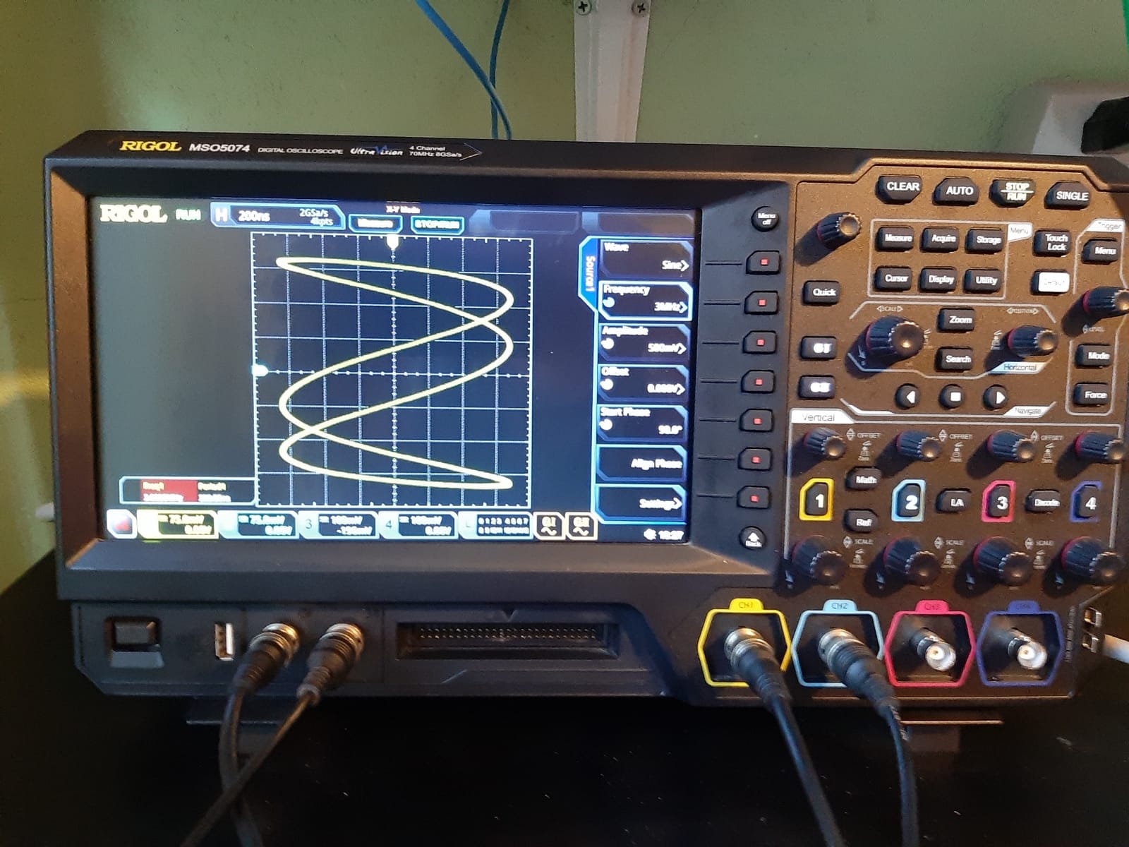 Rigol MSO5074 - Four Channel, 70 MHz Digital/Mixed Signal Oscilloscope customer photo 1